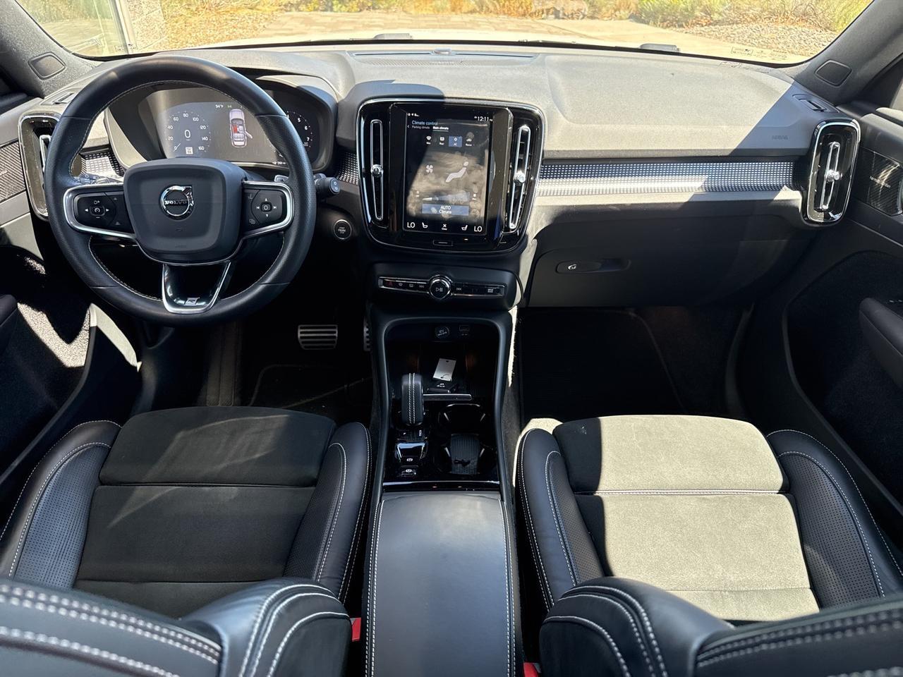2020 Volvo XC40 R-Design Bend OR