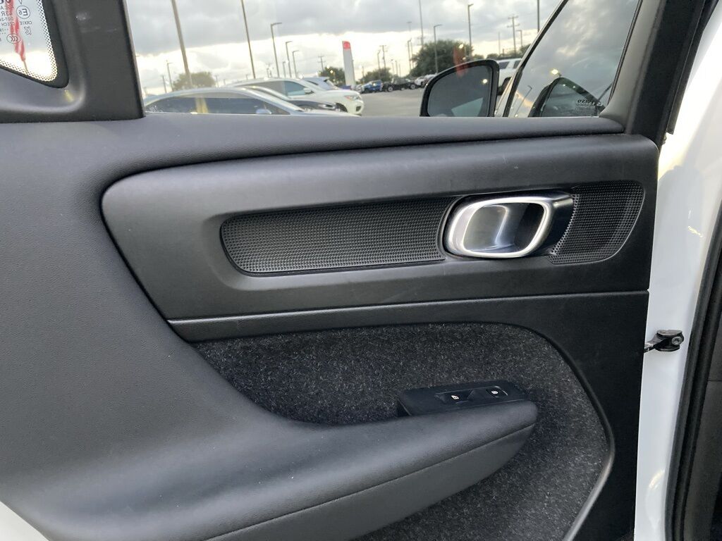 2020 Volvo XC40 R-Design San Antonio TX