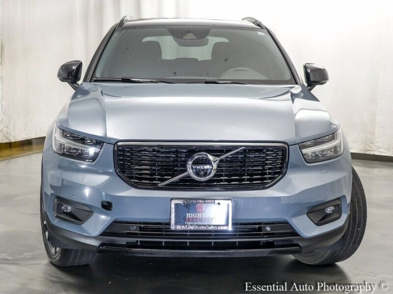 2020 Volvo XC40 R-Design Willowbrook IL