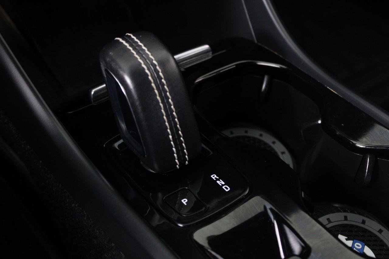 2020 Volvo XC40 R-Design Fredericksburg VA