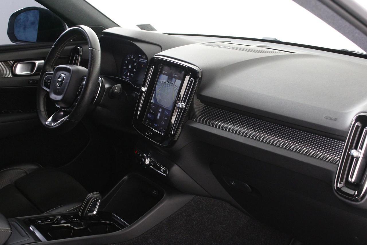 2020 Volvo XC40 R-Design Fredericksburg VA