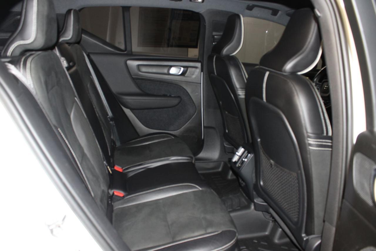 2020 Volvo XC40 R-Design Fredericksburg VA