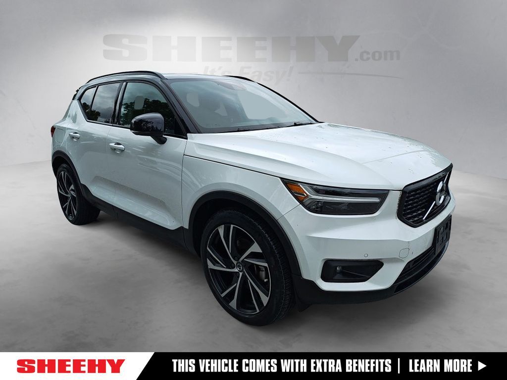 2020 Volvo XC40