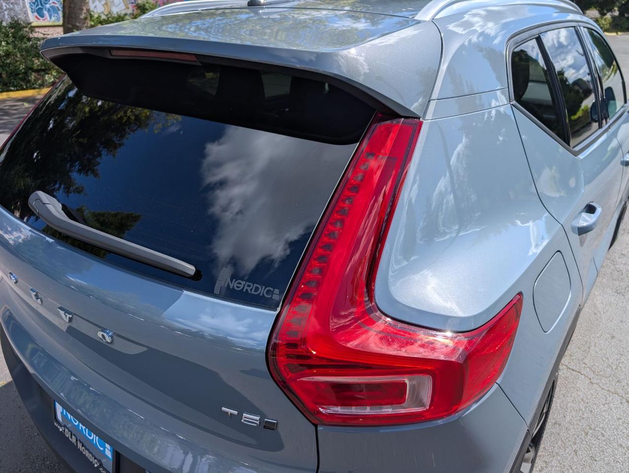 2020 Volvo XC40 T5 AWD Momentum | High Performance Audio, Heated Seats &amp; Wheel * Portland OR