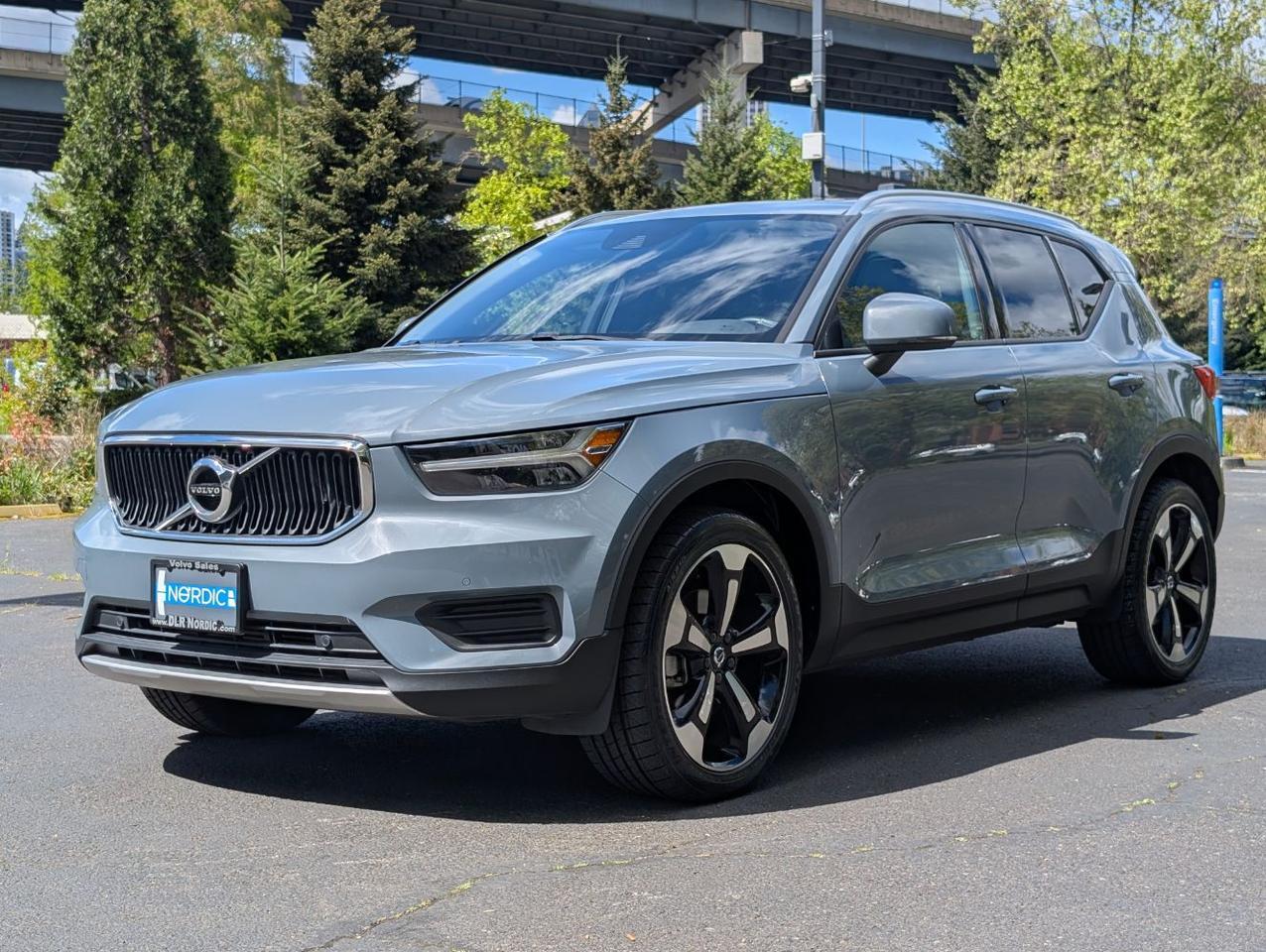 2020 Volvo XC40 T5 AWD Momentum | High Performance Audio, Heated Seats &amp; Wheel * Portland OR