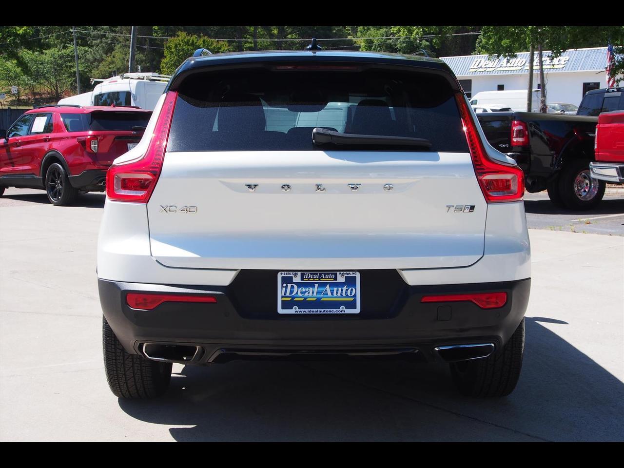 2020 Volvo XC40 T5 R-Design