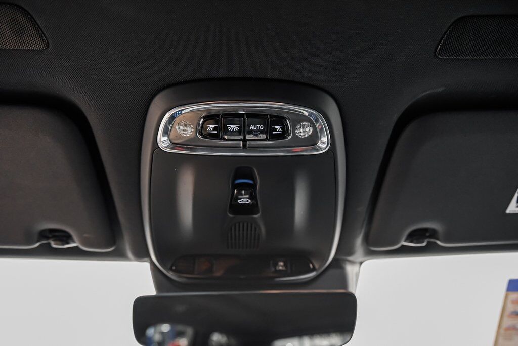 2020 Volvo XC60 Hybrid T8 R-Design Akron OH