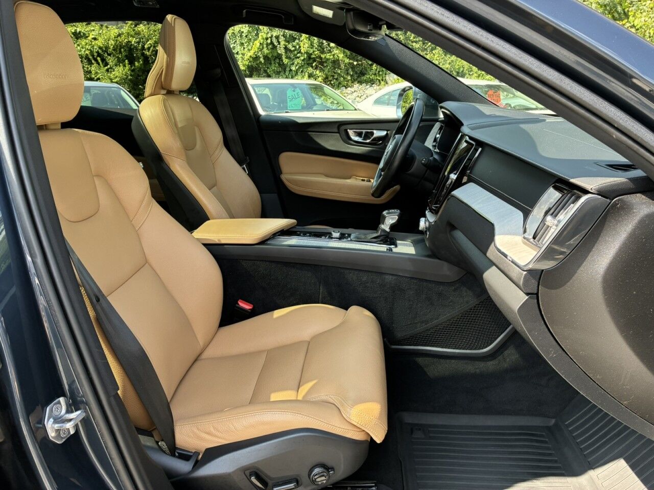 2020 Volvo XC60 Inscription Charlton MA