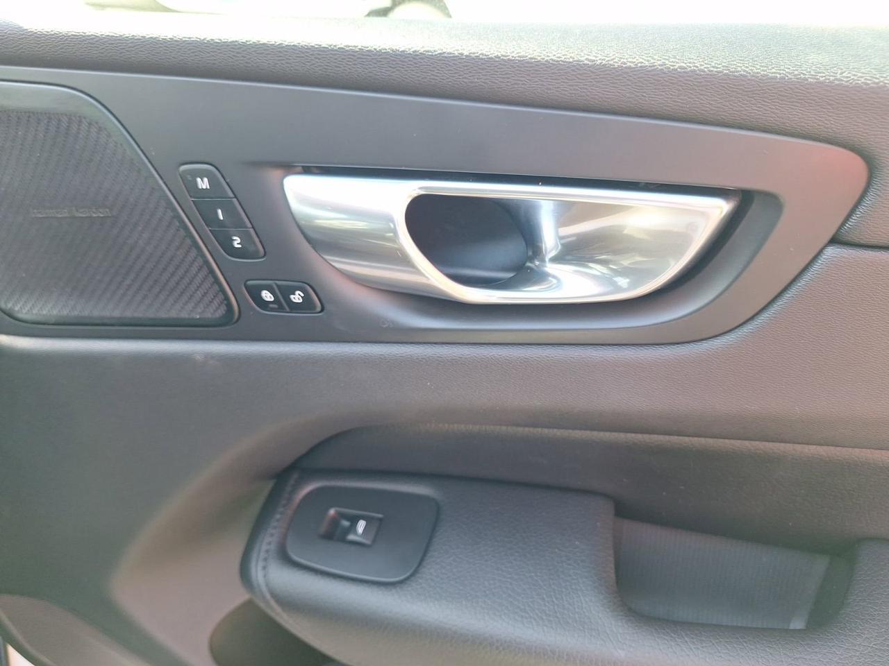 2020 Volvo XC60 Inscription Hurst TX