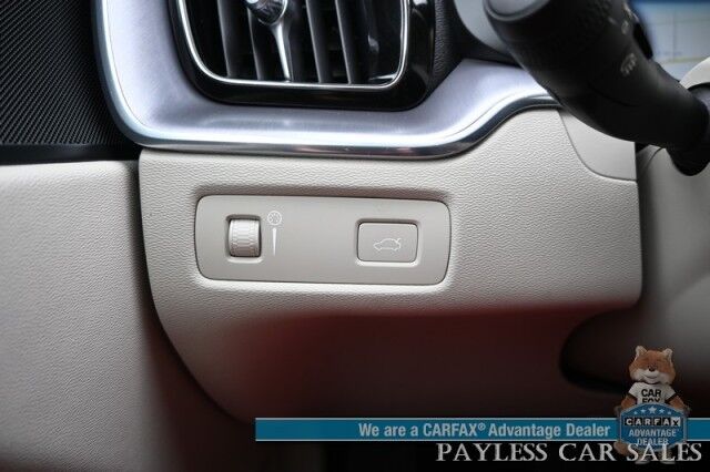 2020 Volvo XC60 Momentum Anchorage AK