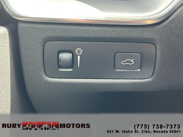 2020 Volvo XC60 Momentum Elko NV