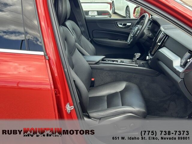 2020 Volvo XC60 Momentum Elko NV