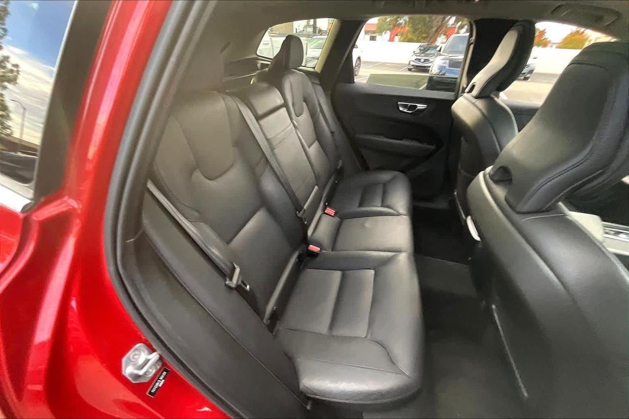 2020 Volvo XC60 Momentum Roseville CA