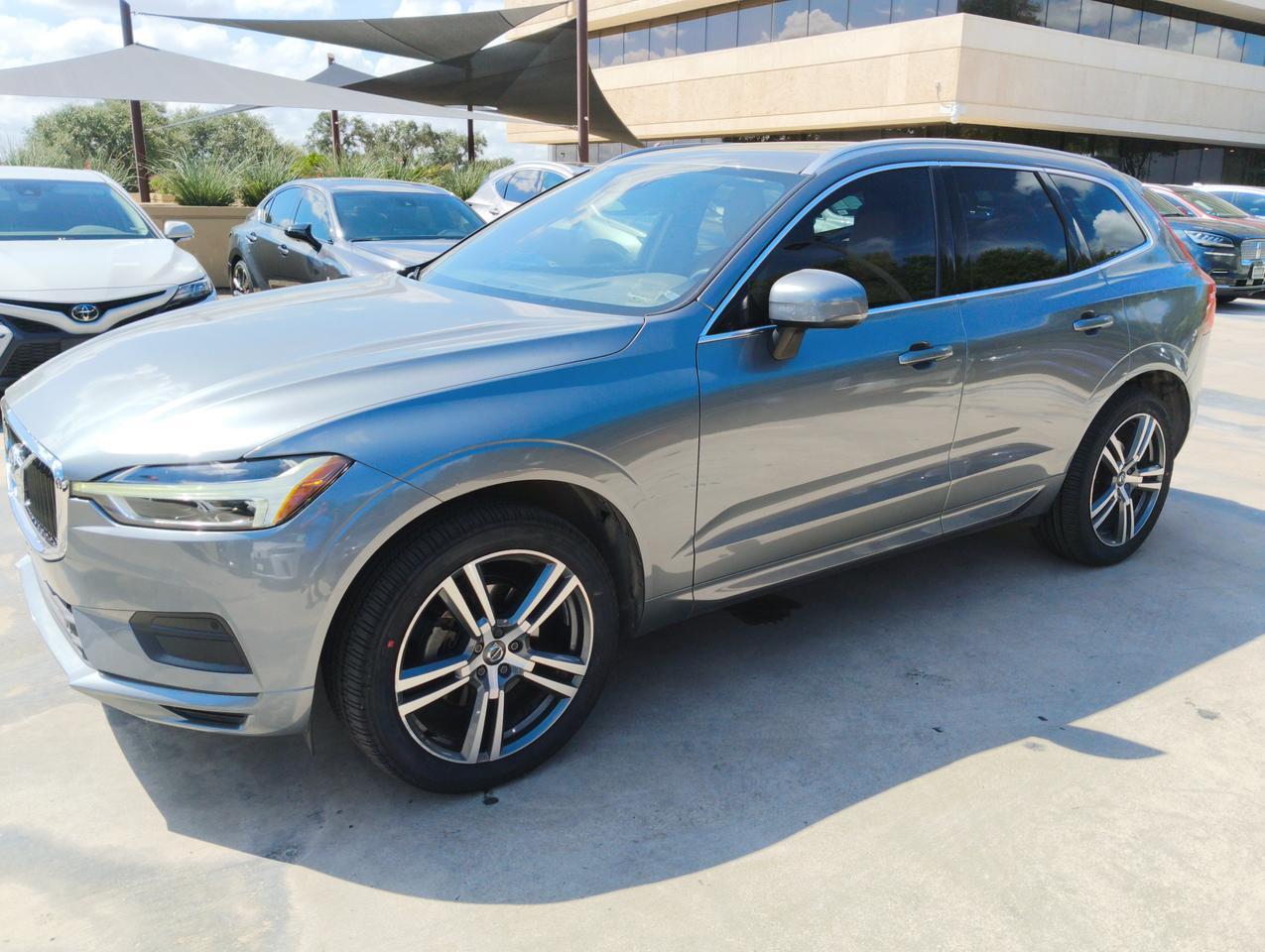 2020 Volvo XC60 Momentum