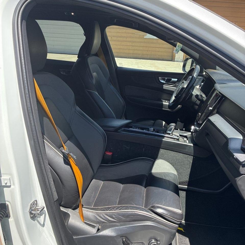 2020 Volvo XC60 Recharge T8 PHEV Hybrid AWD Polestar Engineered | 415hp, Bowers &amp; Wilkins * Portland OR