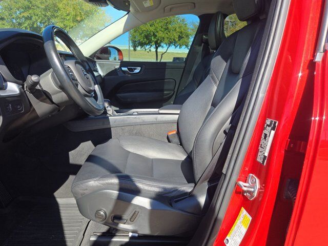 2020 Volvo XC60 T5 Momentum Dallas TX