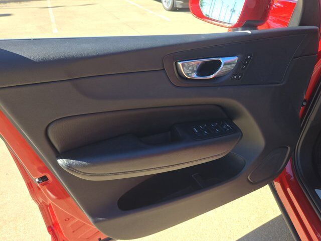 2020 Volvo XC60 T5 Momentum Dallas TX