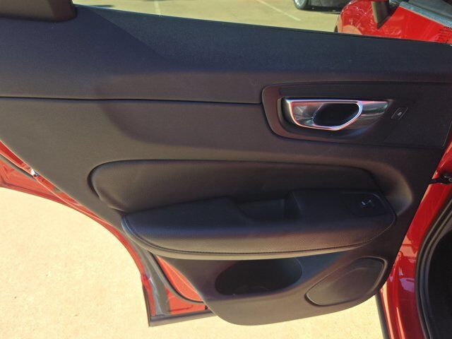 2020 Volvo XC60 T5 Momentum Dallas TX