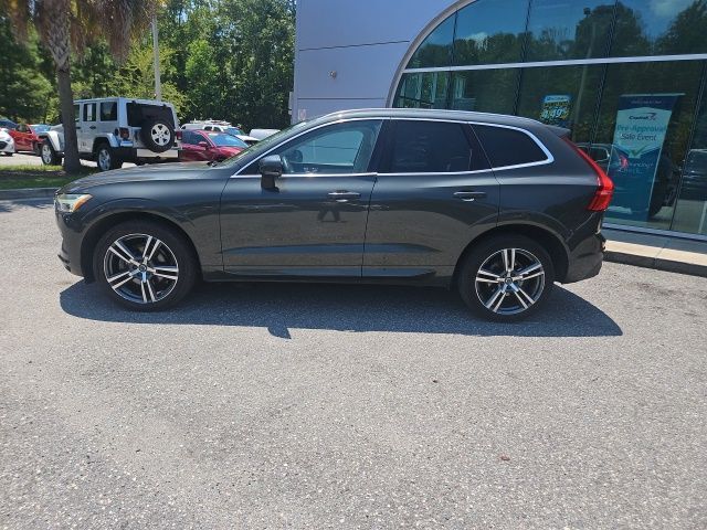 2020 Volvo XC60 T5 Momentum