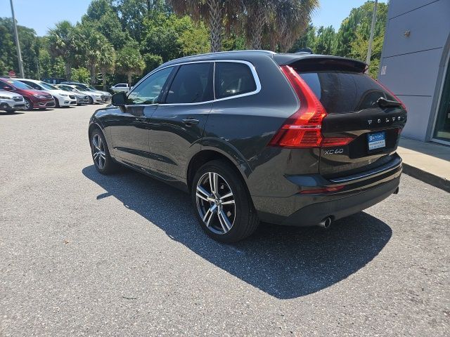 2020 Volvo XC60 T5 Momentum