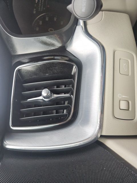 2020 Volvo XC60 T5 Momentum Jacksonville FL