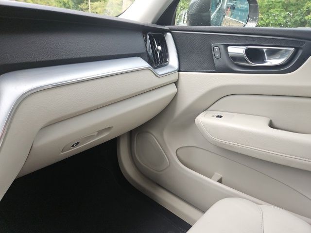 2020 Volvo XC60 T5 Momentum Jacksonville FL