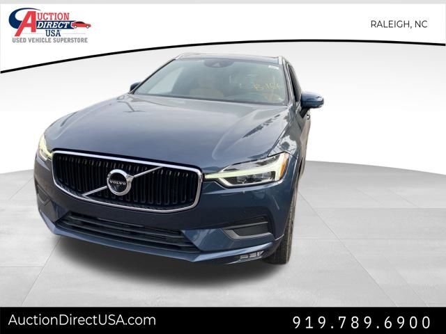 2020 Volvo XC60 T5 Momentum photo 5