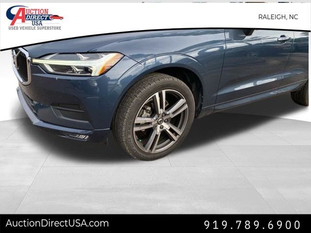 2020 Volvo XC60 T5 Momentum photo 7