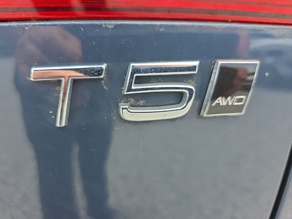 2020 Volvo XC60 T5 Momentum Hunt Valley MD
