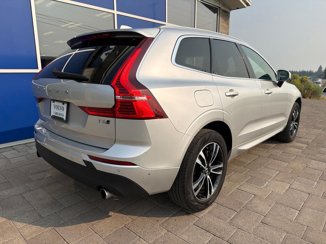 2020 Volvo XC60 T6 Momentum Bend OR