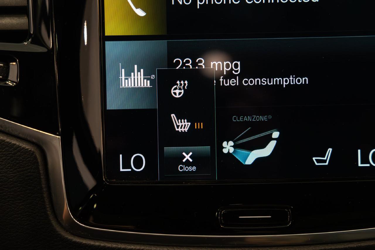 2020 Volvo XC90 Hybrid T8 Inscription Gladstone OR