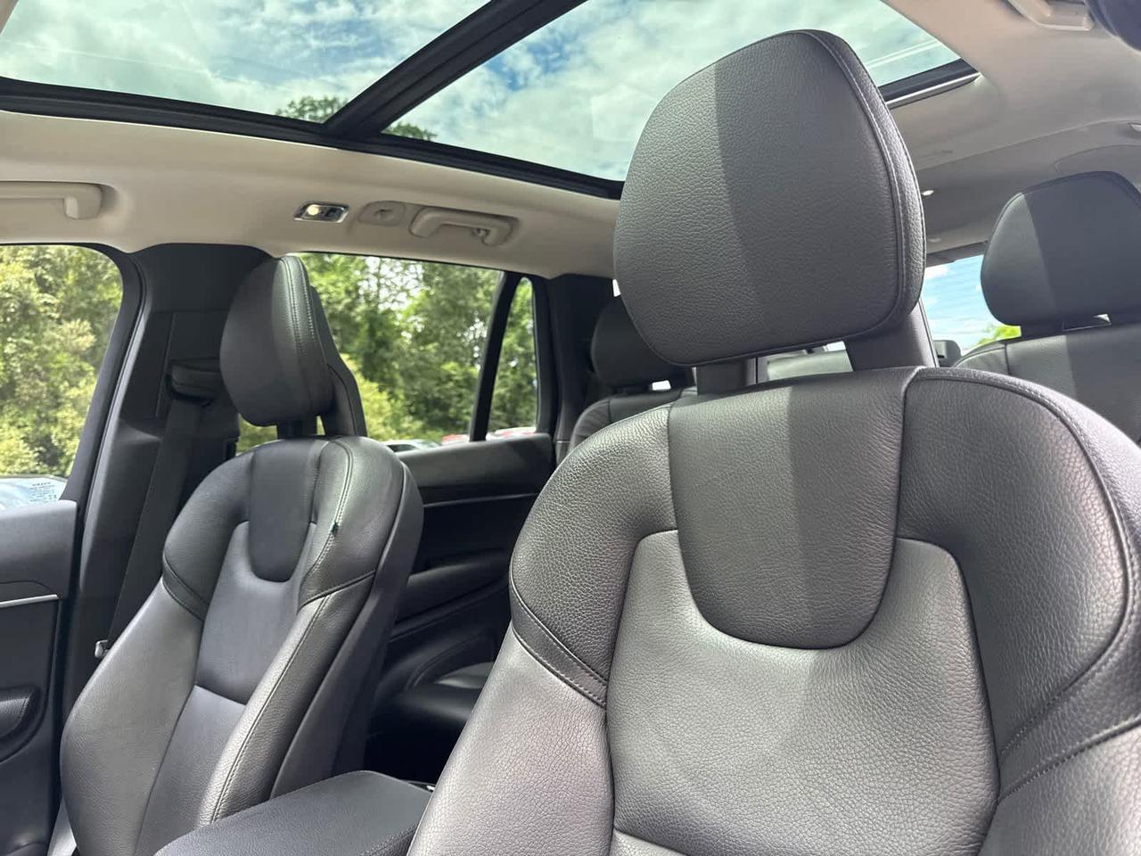 2020 Volvo XC90 Momentum Dartmouth MA