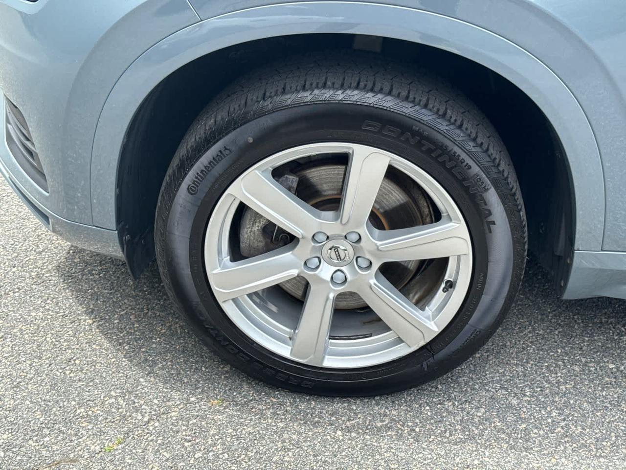 2020 Volvo XC90 Momentum Dartmouth MA