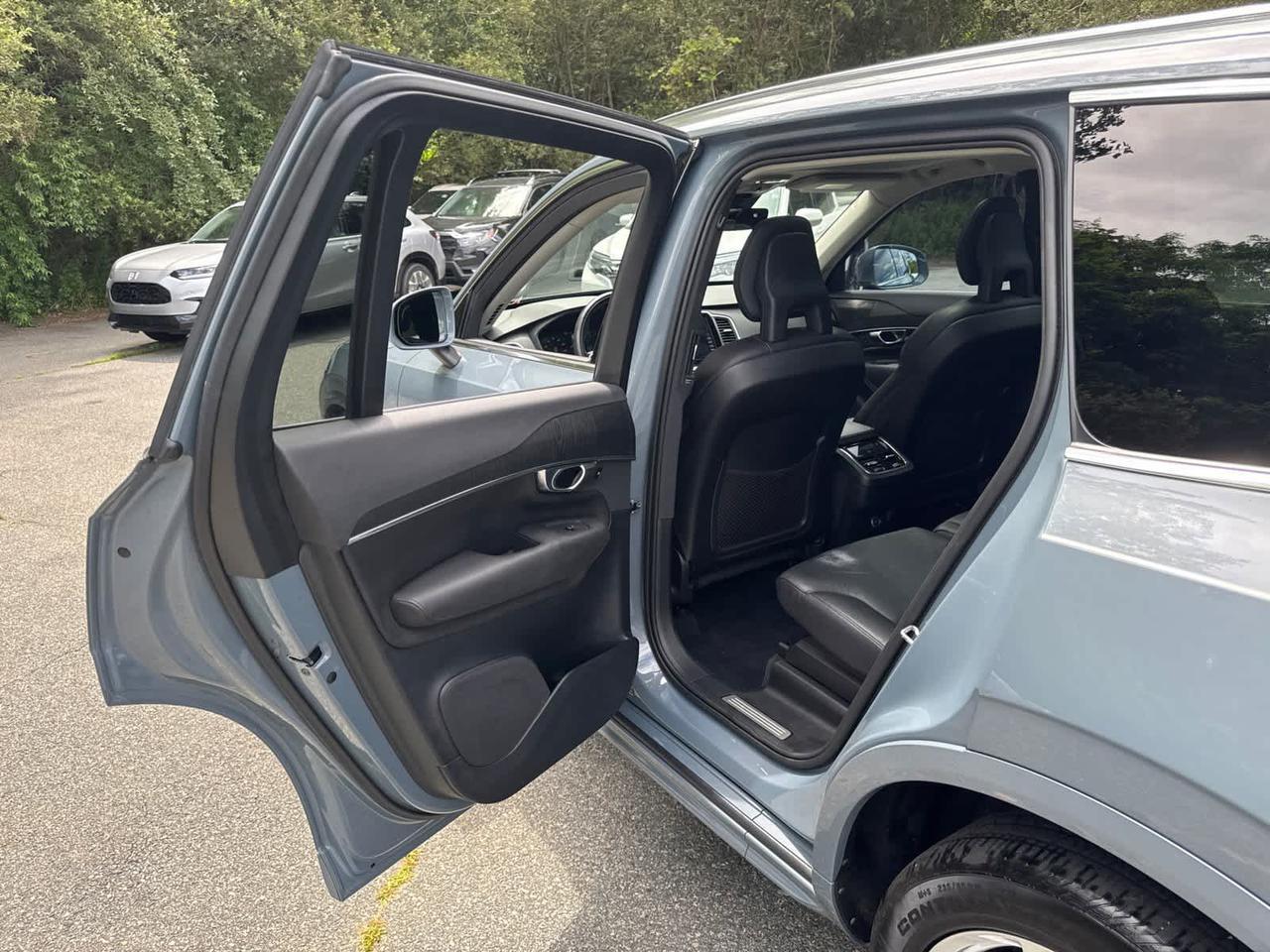 2020 Volvo XC90 Momentum Dartmouth MA