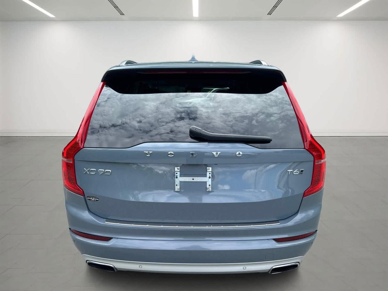 2020 Volvo XC90 Momentum Dartmouth MA