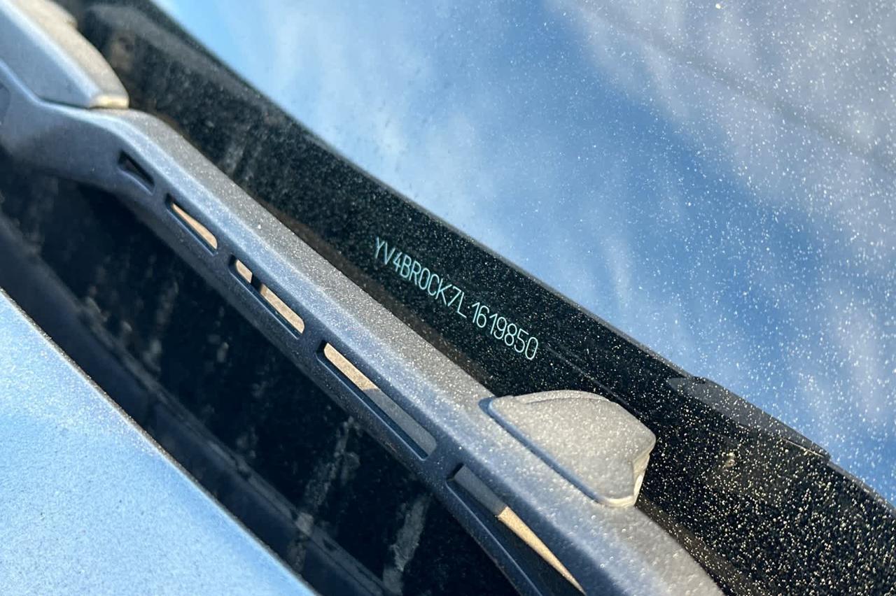 2020 Volvo XC90 Momentum Roseville CA