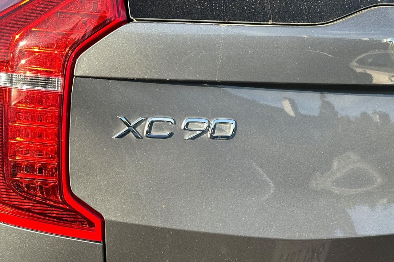 2020 Volvo XC90 Momentum Roseville CA