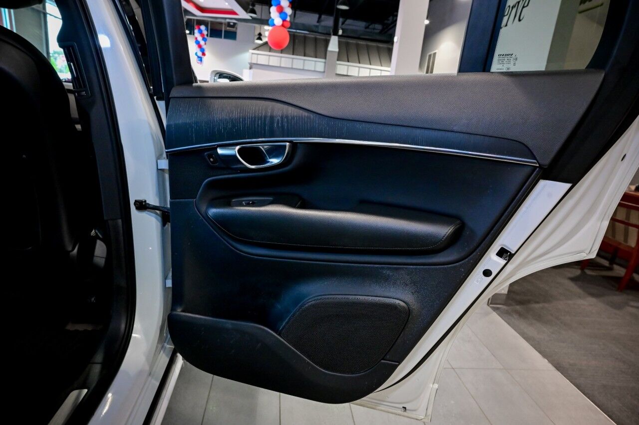 2020 Volvo XC90 Momentum Springfield NJ