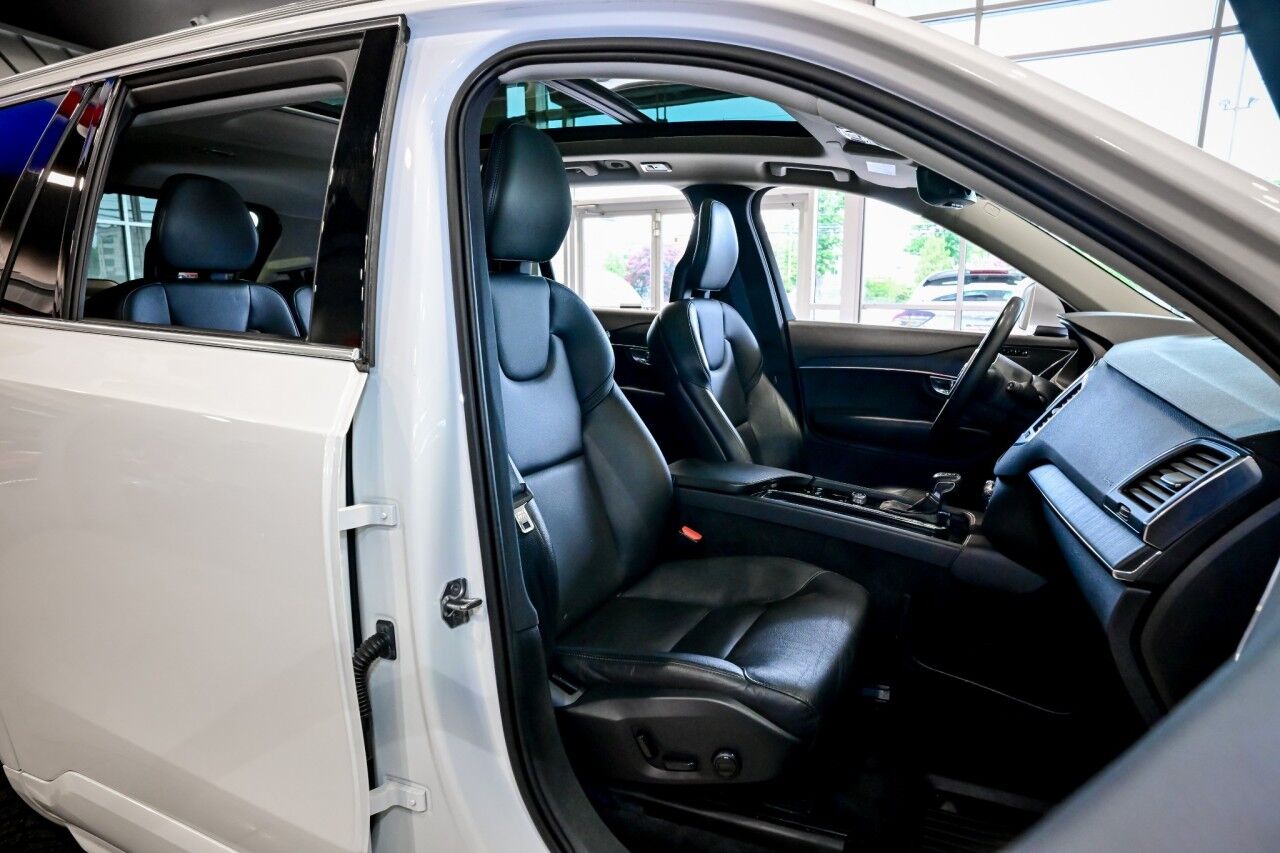 2020 Volvo XC90 Momentum Springfield NJ