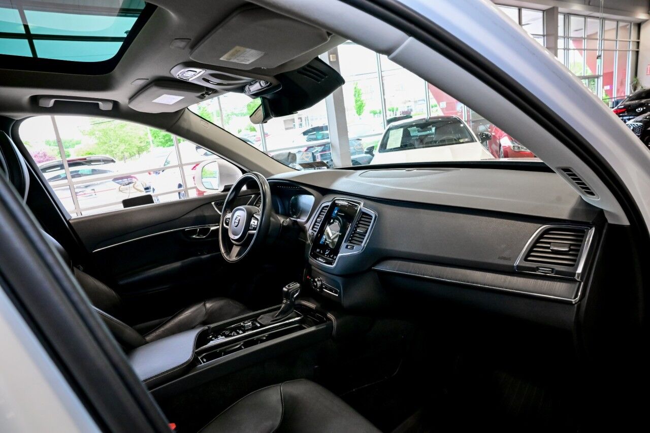 2020 Volvo XC90 Momentum Springfield NJ