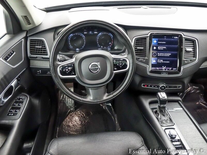 2020 Volvo XC90 Momentum Willowbrook IL