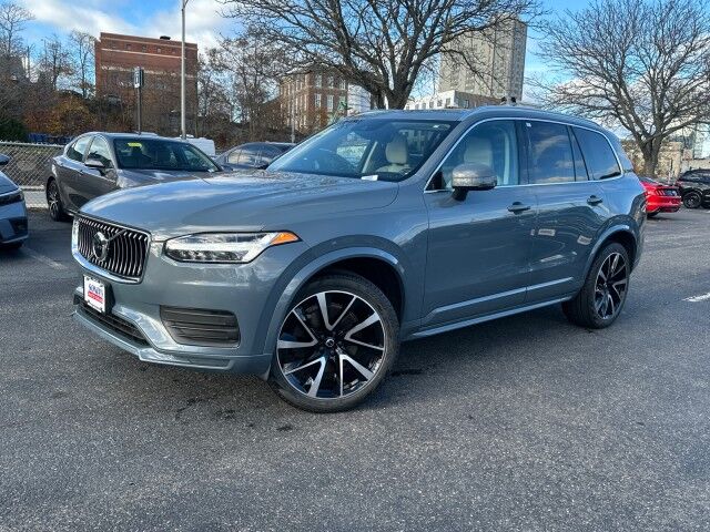 2020 Volvo XC90 Momentum Worcester MA