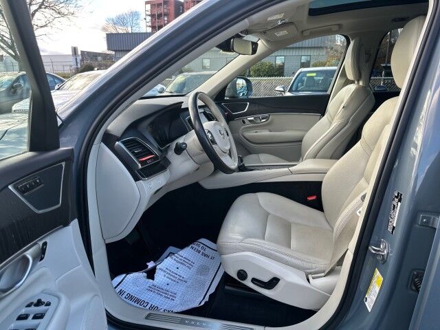 2020 Volvo XC90 Momentum Worcester MA 2020 Volvo XC90 Momentum Worcester MA