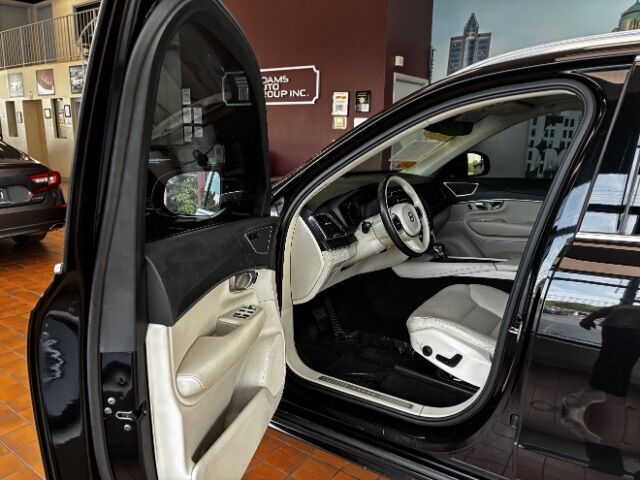 2020 Volvo XC90 T5 Momentum 7 Passenger Charlotte NC