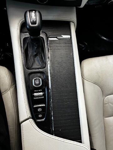 2020 Volvo XC90 T5 Momentum 7 Passenger Charlotte NC