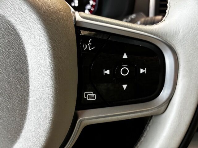 2020 Volvo XC90 T5 Momentum 7 Passenger Charlotte NC