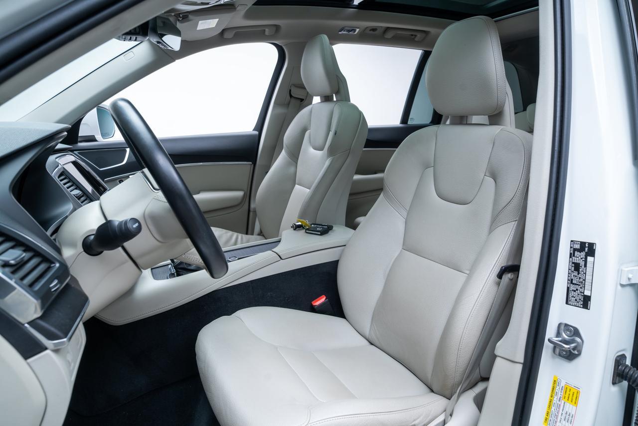 2020 Volvo XC90 T5 Momentum Adaptive Cruise / Panoramic Roof Portland OR