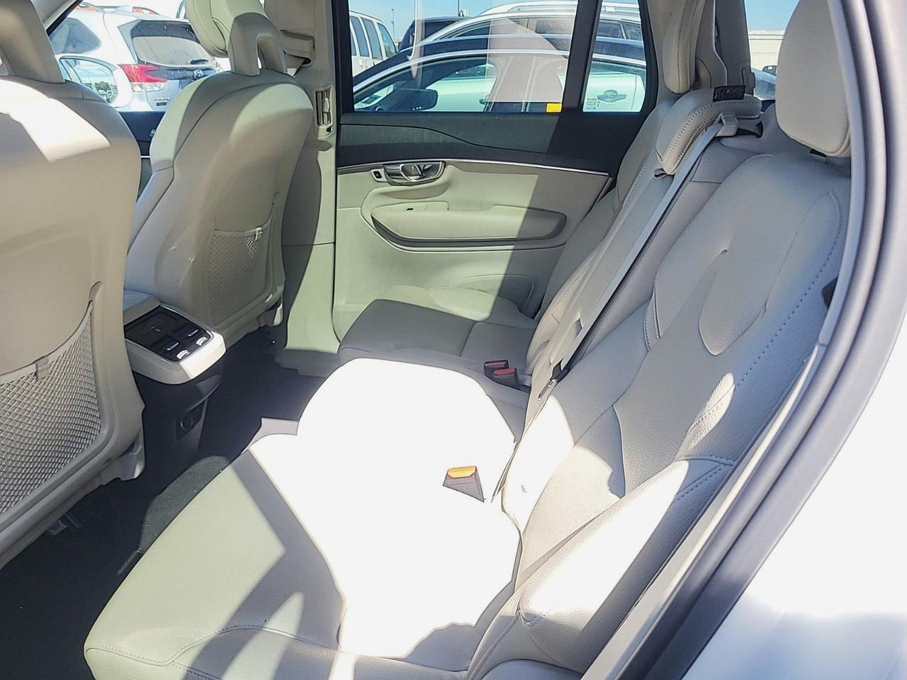 2020 Volvo XC90 T5 Momentum Adaptive Cruise / Panoramic Roof Portland OR