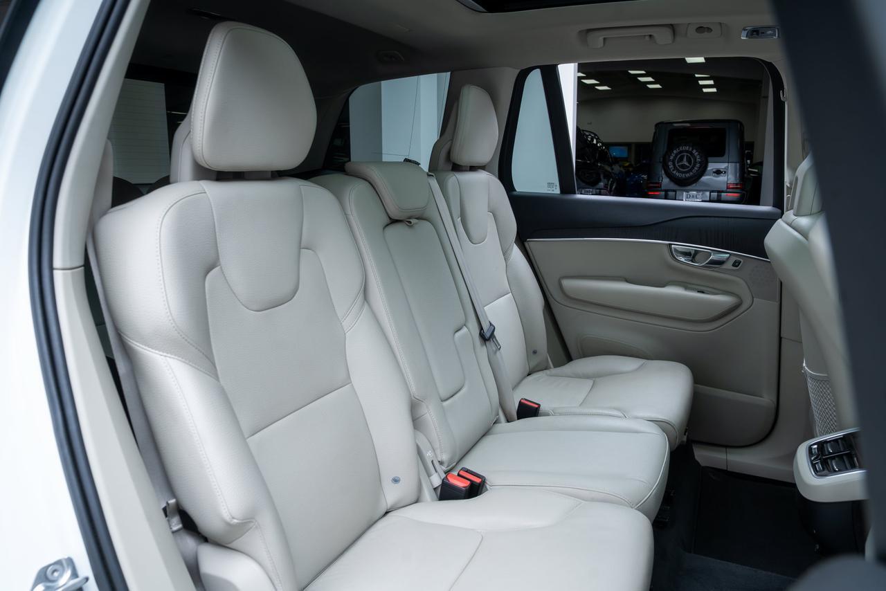 2020 Volvo XC90 T5 Momentum Adaptive Cruise / Panoramic Roof Portland OR