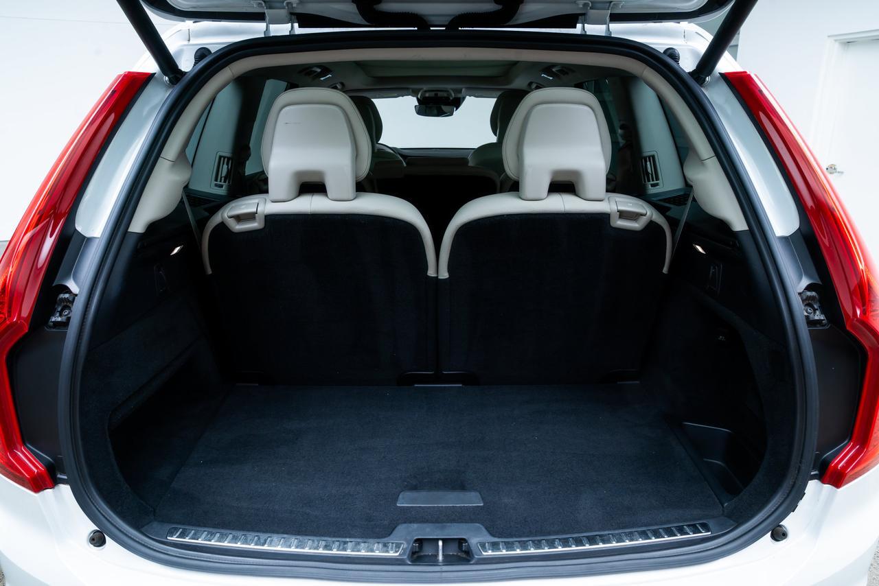 2020 Volvo XC90 T5 Momentum Adaptive Cruise / Panoramic Roof Portland OR